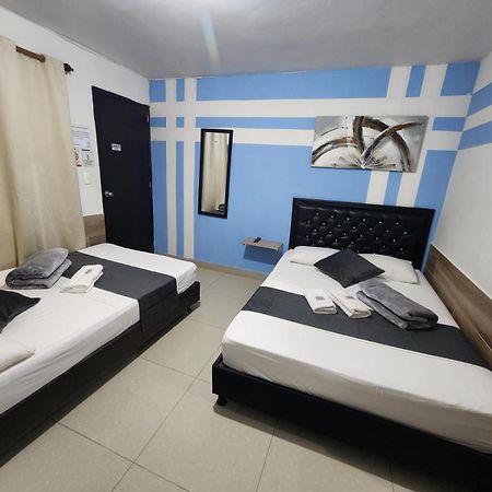 Hotel Medellin Calasanz Eksteriør billede