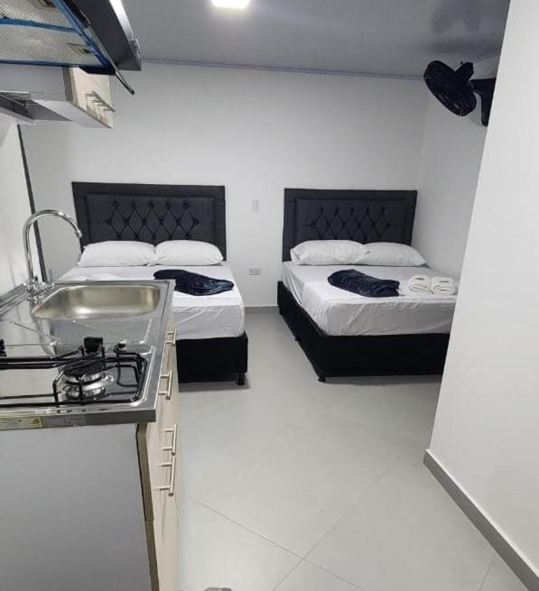 Hotel Medellin Calasanz Eksteriør billede