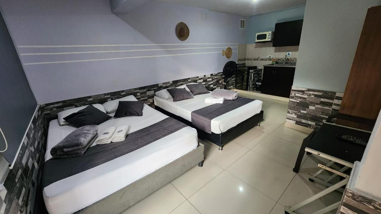 Hotel Medellin Calasanz Eksteriør billede