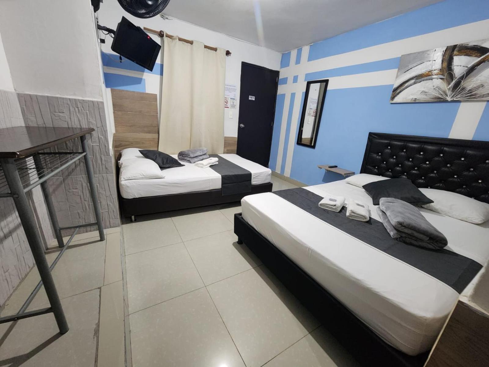 Hotel Medellin Calasanz Eksteriør billede