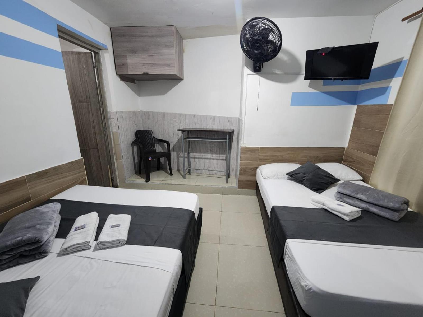 Hotel Medellin Calasanz Eksteriør billede