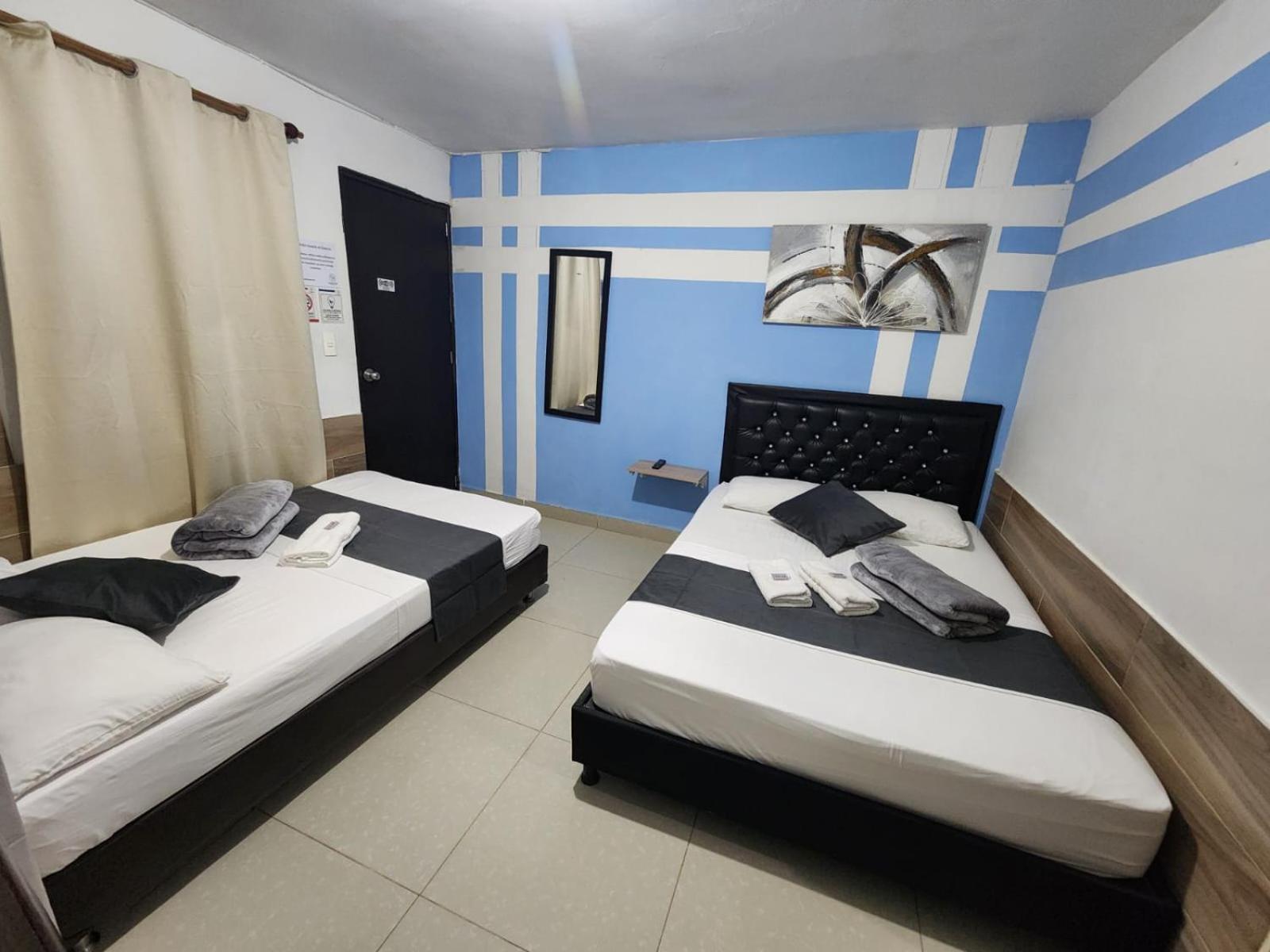 Hotel Medellin Calasanz Eksteriør billede