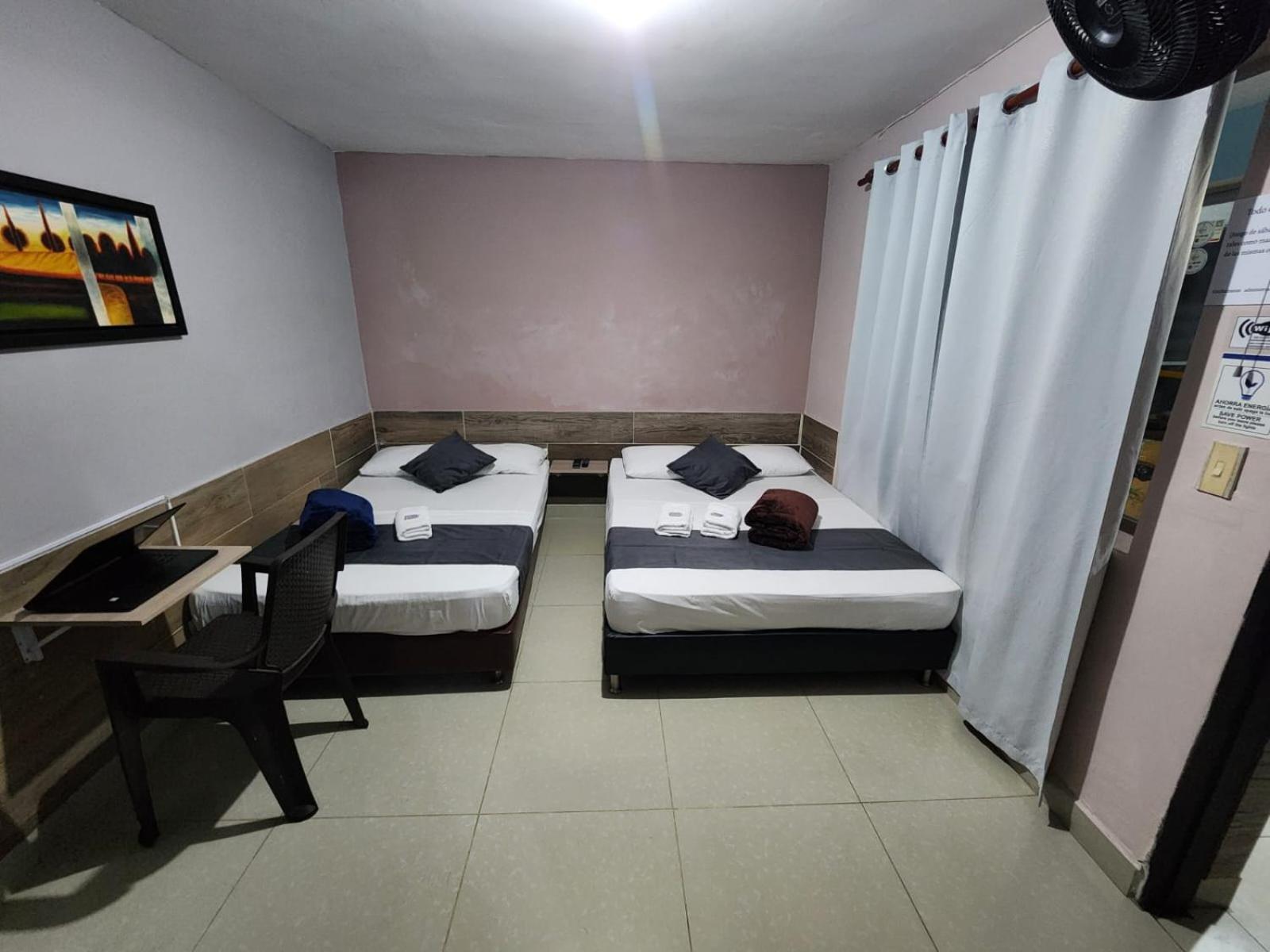 Hotel Medellin Calasanz Eksteriør billede