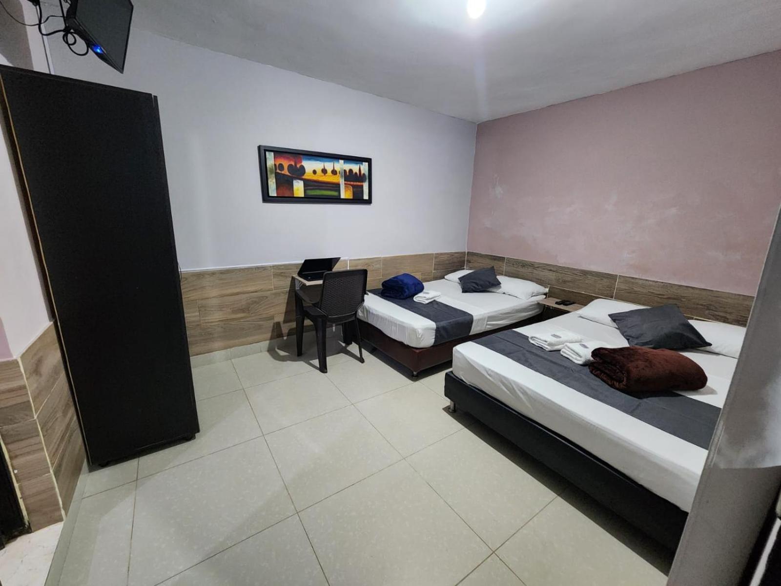 Hotel Medellin Calasanz Eksteriør billede