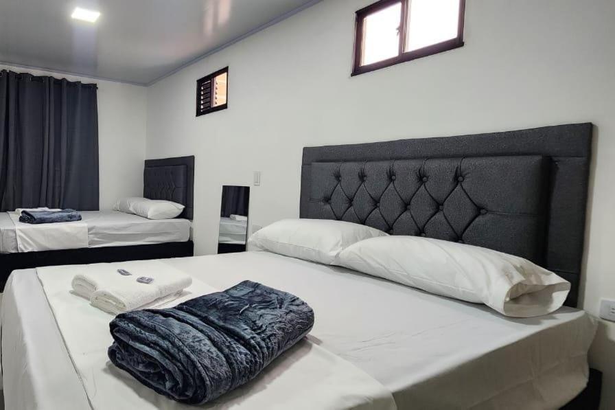 Hotel Medellin Calasanz Eksteriør billede